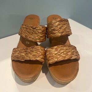 Women's Tan Woven Sandals
